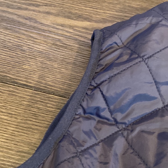 Fuinloth Navy blue quilted vest. Size L. Pockets, silver hardware. - Picture 7 of 9